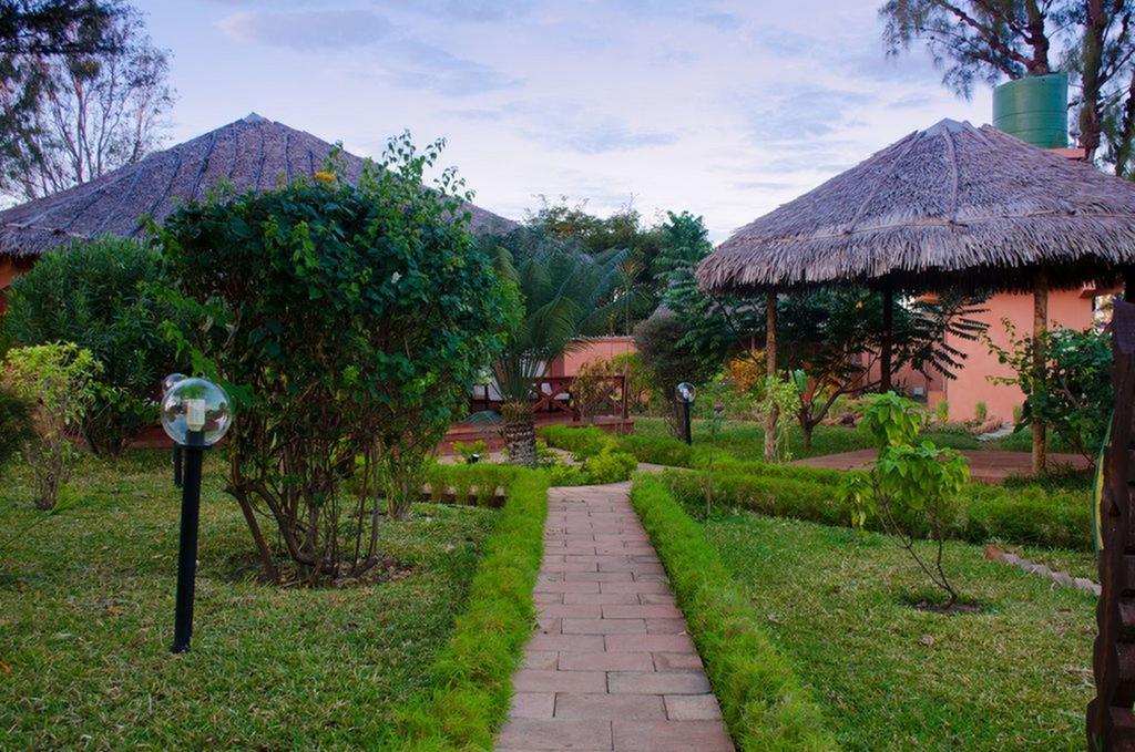 Edena Kely Mahajanga Exterior foto