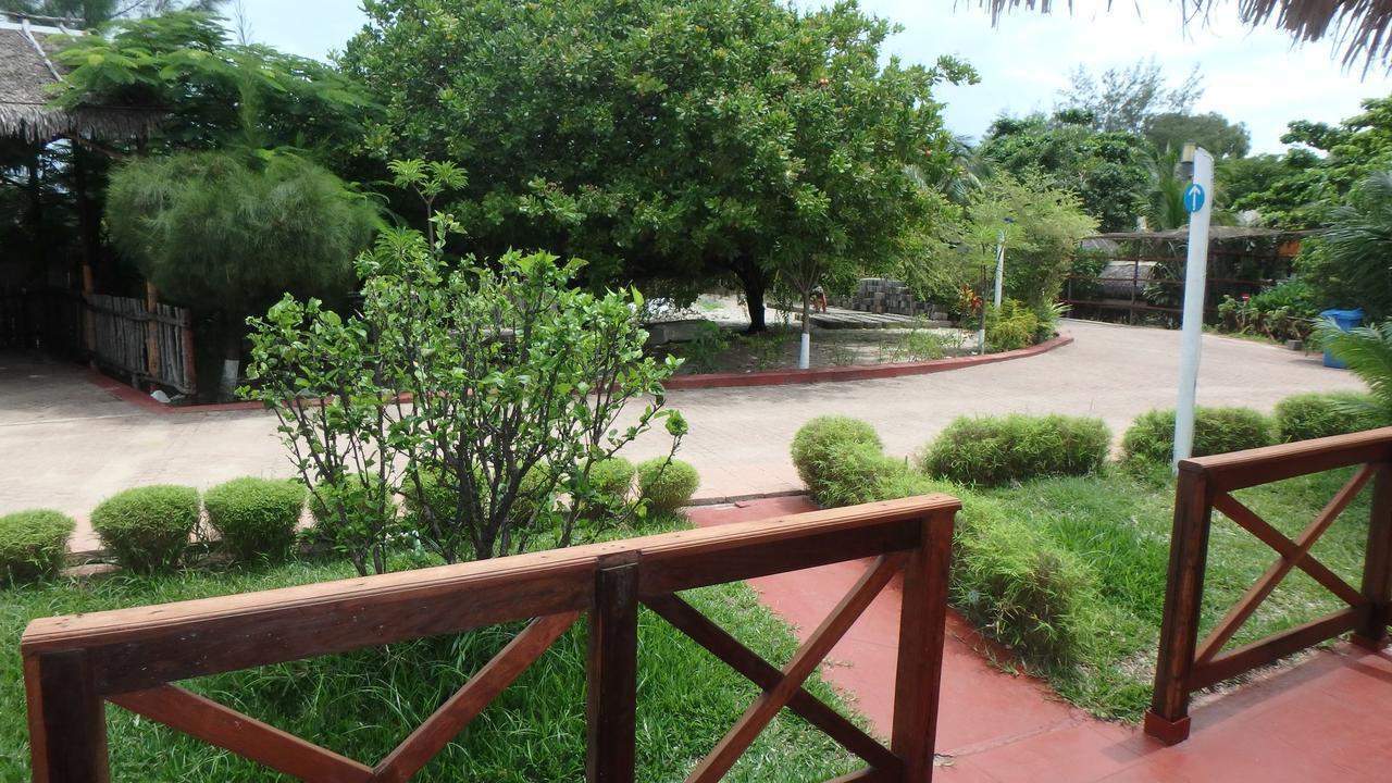 Edena Kely Mahajanga Exterior foto